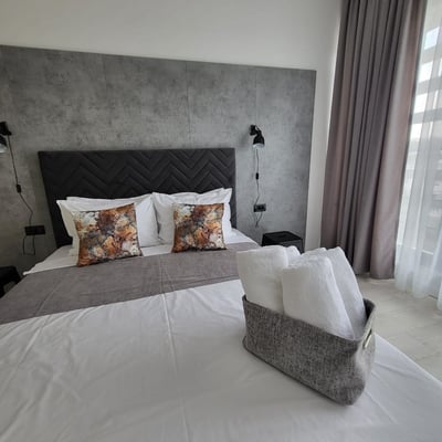 Rental of a comfortable 3-room apartment, 93 m², Tomis Nord, Constanta, Romania